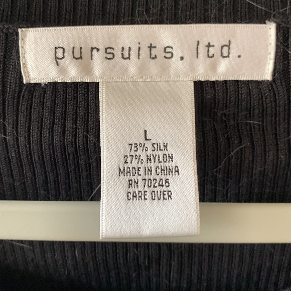 NWT Women’s pursuits, ltd. black ribbed sweater. Size L - Picture 3 of 5